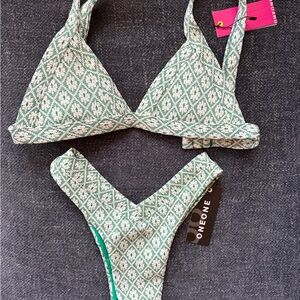 ONEONE Kameron Top (Color: lalaria) S